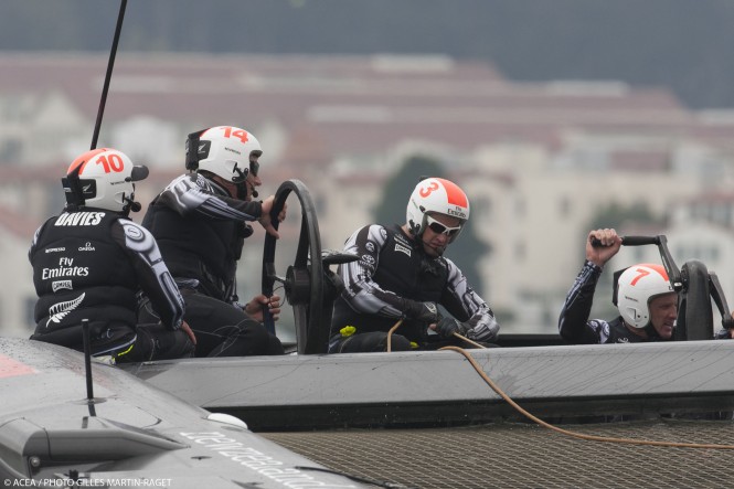 Louis Vuitton Cup 2013: Fourth point for Emirates Team New Zealand