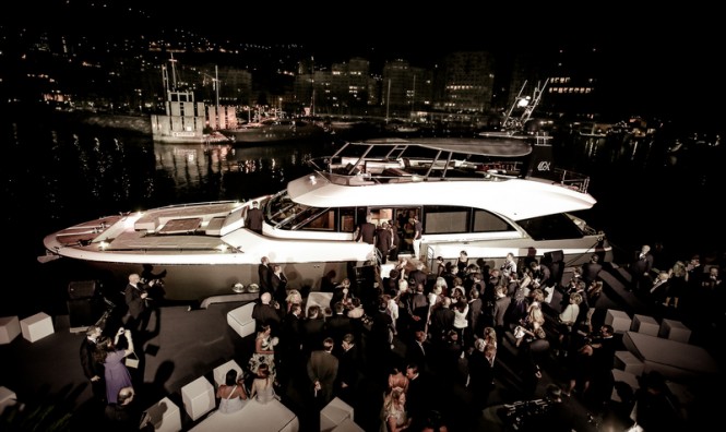 Guests having a closer look at superyacht MCY 86 Guests having a closer look at superyacht MCY 86