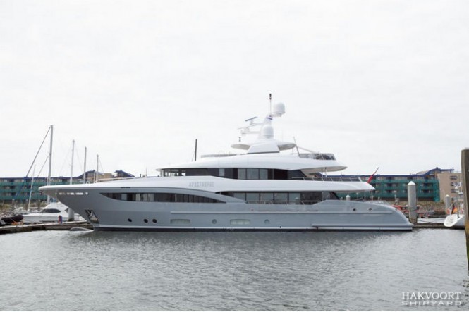 Hakvoort delivers 40m luxury yacht APOSTROPHE