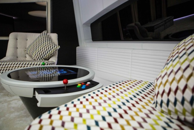 Motor Yacht Ocean Paradise - sky lounge Motor Yacht Ocean Paradise - sky lounge