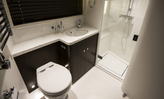 Motor yacht Strathearn - VIP Cabin - Bathroom Motor yacht Strathearn - VIP Cabin - Bathroom