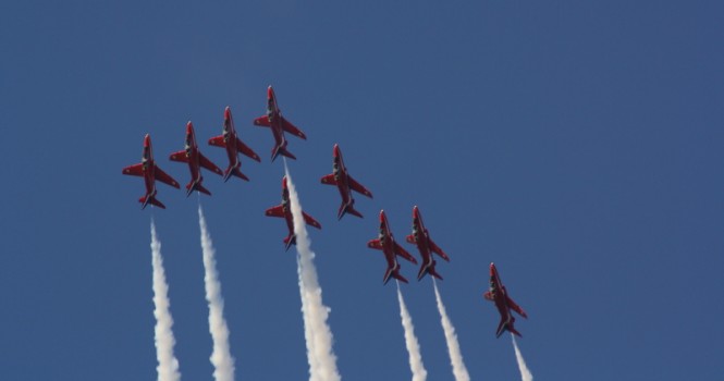 The Red Arrows return to perform at Aberdeen Asset Management Cowes Week 2013