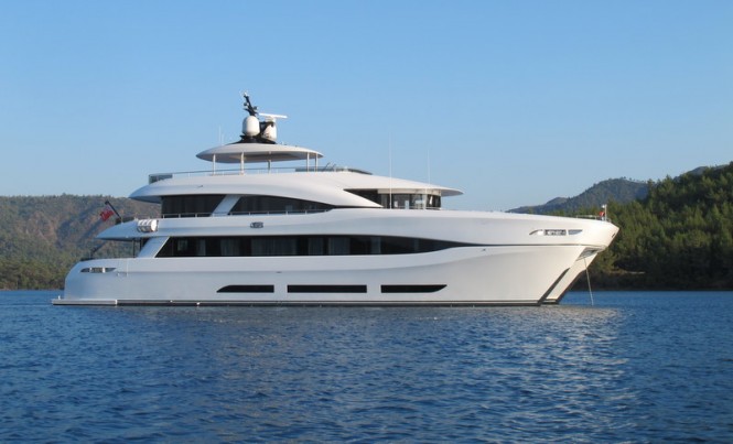 34m Curvelle Yacht QUARANTA completes first half of cruising season in Turkey