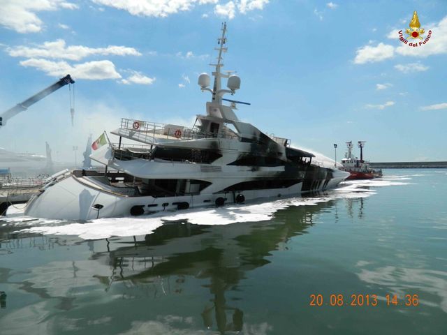 Benetti releases Official Update on FB261 Yacht damaged in fire