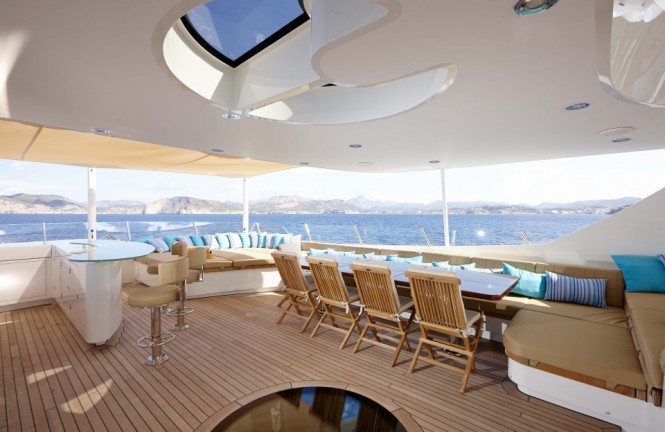 Luxury yacht Sofia - Sundeck Luxury yacht Sofia - Sundeck