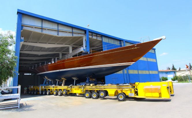 Luxury classic yacht TEMPUS FUGIT launched by Arkin Pruva Yachts