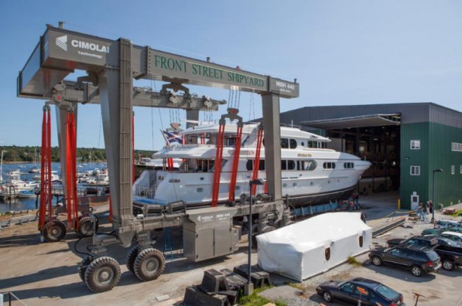 Motor yacht MAGIC starts refit at Front Street Shipyard
