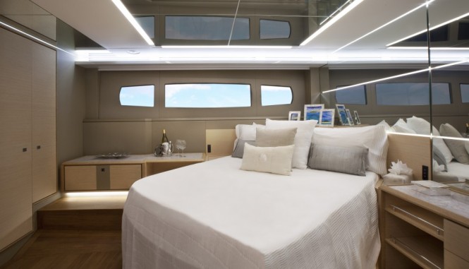 Luxury yacht 1700 XPRESSO - Master Stateroom Luxury yacht 1700 XPRESSO - Master Stateroom
