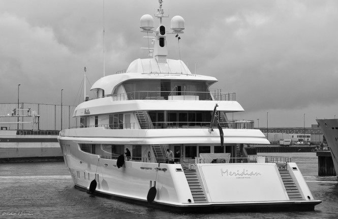 Mega yacht Meridian - aft view Mega yacht Meridian - aft view