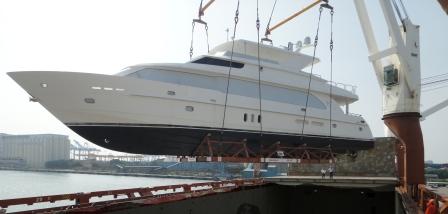 FLIBS to Showcase New HARGRAVE 31M (101′) Raised Pilothouse