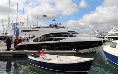 Princess 43 Yacht in Southampton Princess 43 Yacht in Southampton