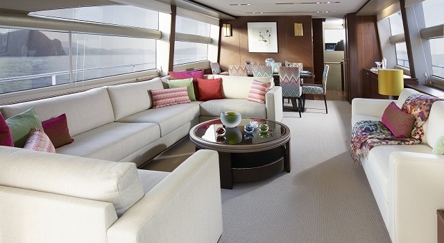 Princess 82 yacht salon Princess 82 yacht salon