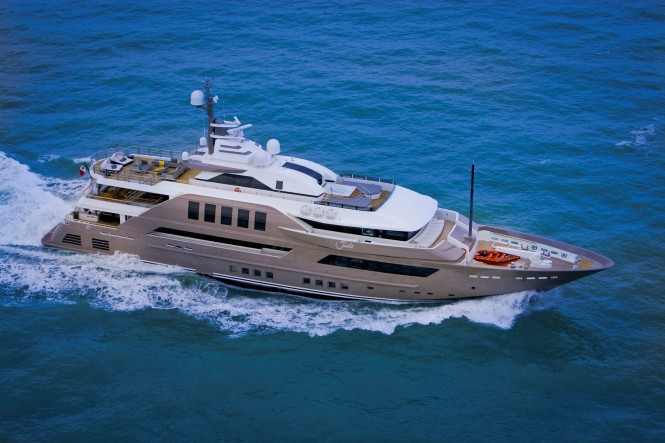 Zuccon International Project with luxury superyachts J’ADE and Chopi Chopi by CRN to be present at the MYS 2013