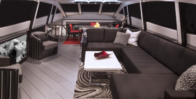Luxury yacht LSX95 - Saloon Luxury yacht LSX95 - Saloon