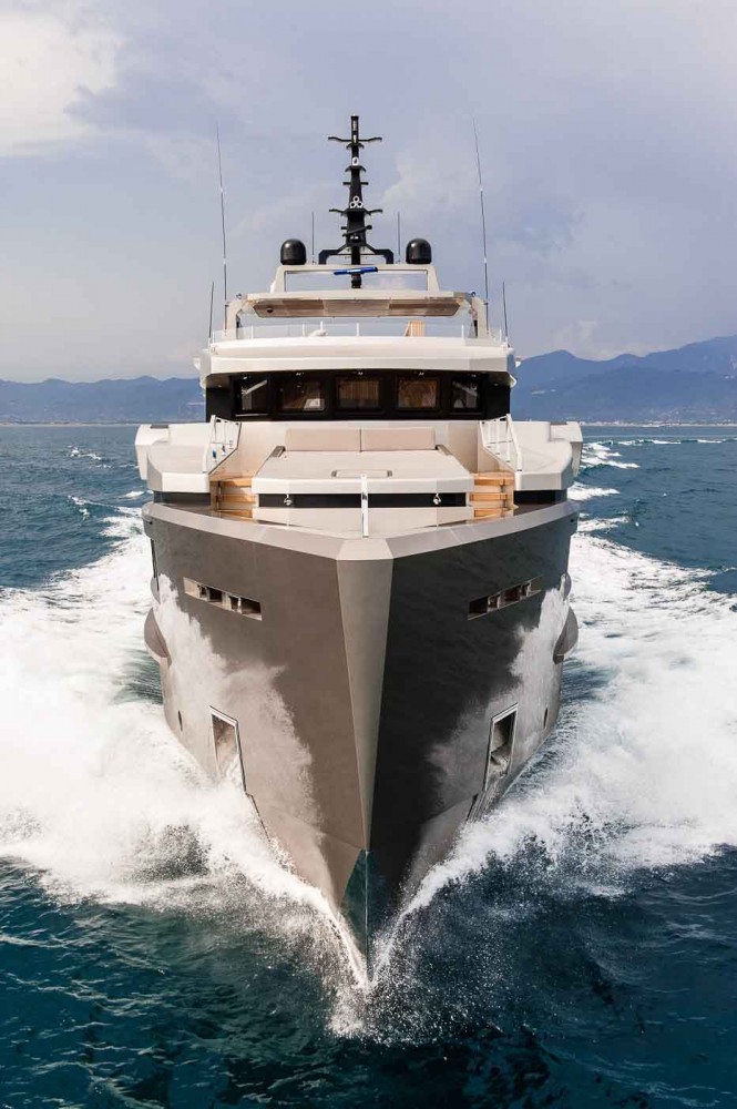 Over 200 visitors for superyacht CACOS V at the MYS