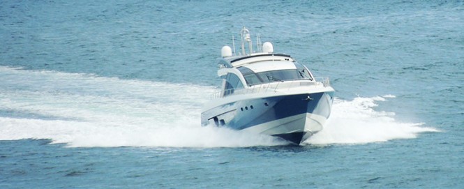 Luxury yacht Alpha 87 Express Sportbridge - front view Luxury yacht Alpha 87 Express Sportbridge - front view