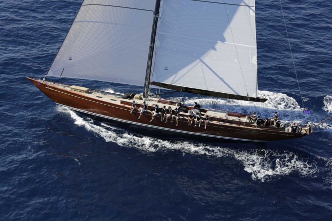 Humphreys-designed sailing yacht TEMPUS FUGIT among finalists for IY&A Award 2014