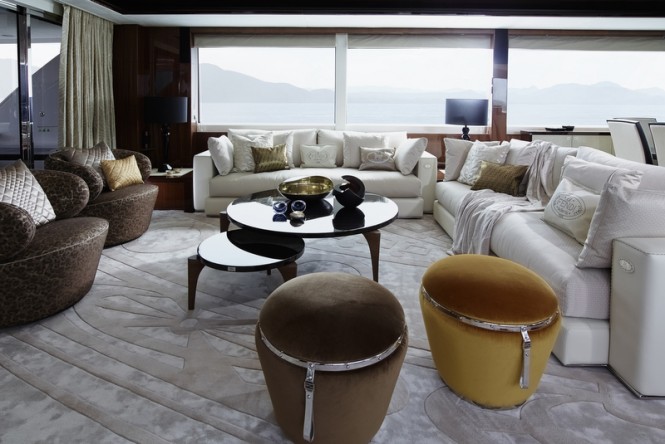 Princess 32M superyacht - Saloon