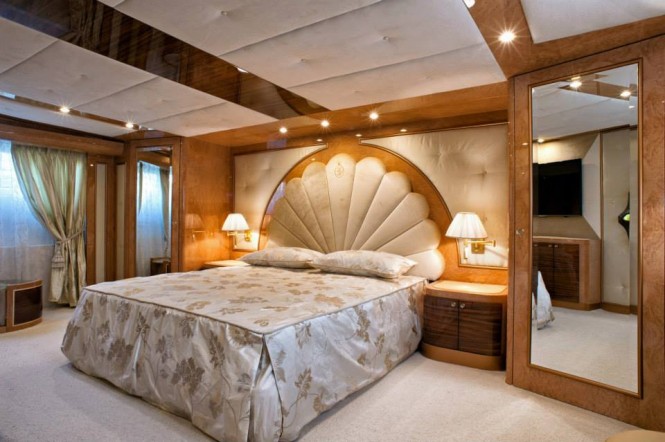 Amer Cento superyacht - Master Cabin Amer Cento superyacht - Master Cabin