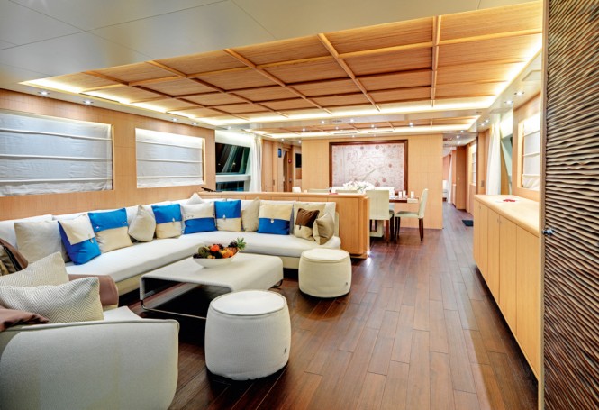Canados 108 super yacht M&A's - Saloon Canados 108 super yacht M&A's - Saloon