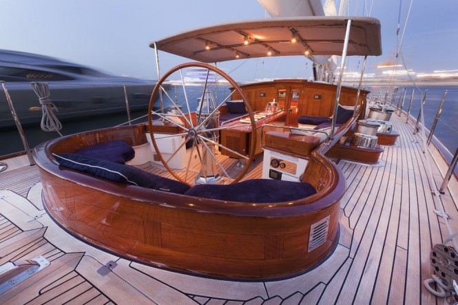 Luxury yacht THIS IS US Luxury yacht THIS IS US