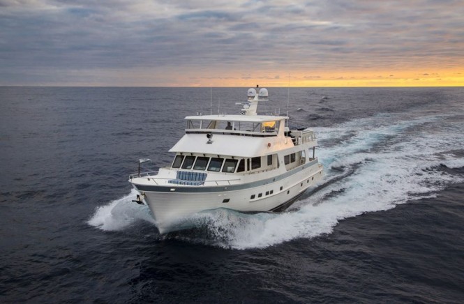 Video and photos of Outer Reef 860 Cockpit Yacht TI PUNCH