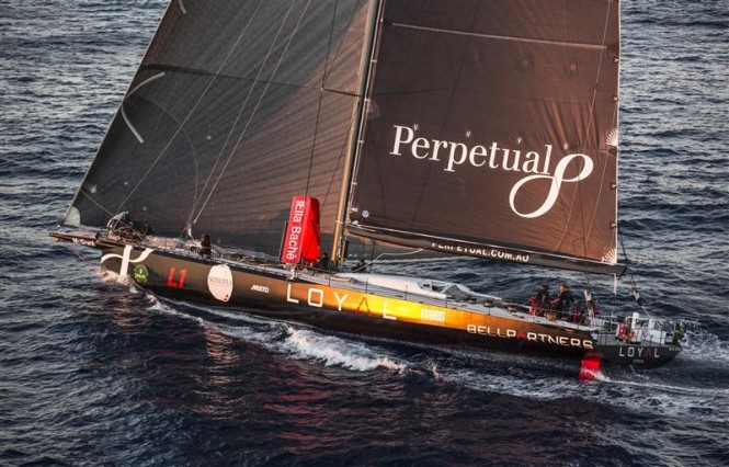 PERPETUAL LOYAL heads into the sun rise on day 2 - Photo Rolex - Daniel Forster PERPETUAL LOYAL heads into the sun rise on day 2 - Photo Rolex - Daniel Forster