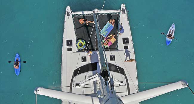 Sailing catamaran QUEST Sailing catamaran QUEST