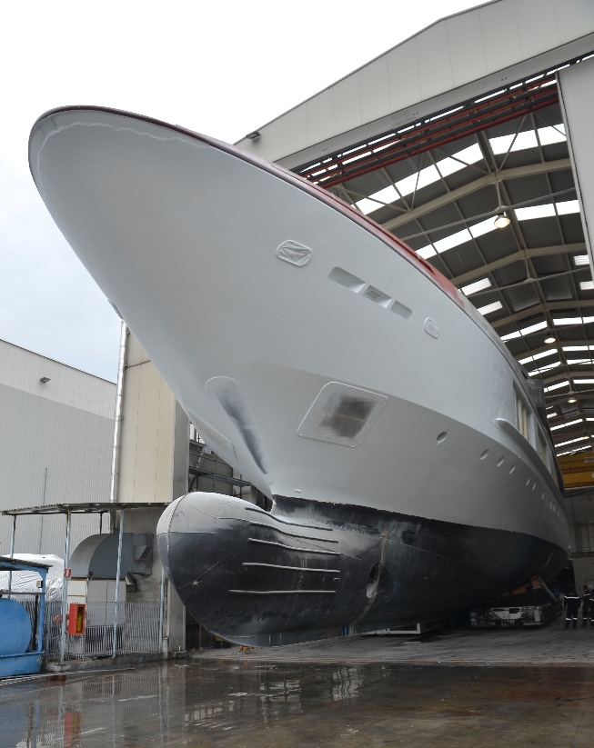 Luxury yacht C24 1 (M54) - bow Luxury yacht C24 1 (M54) - bow