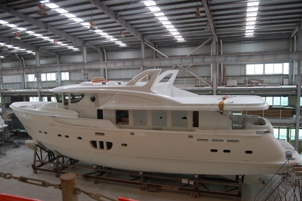 Hull of new Selene 92 Ocean Explorer Yacht now complete