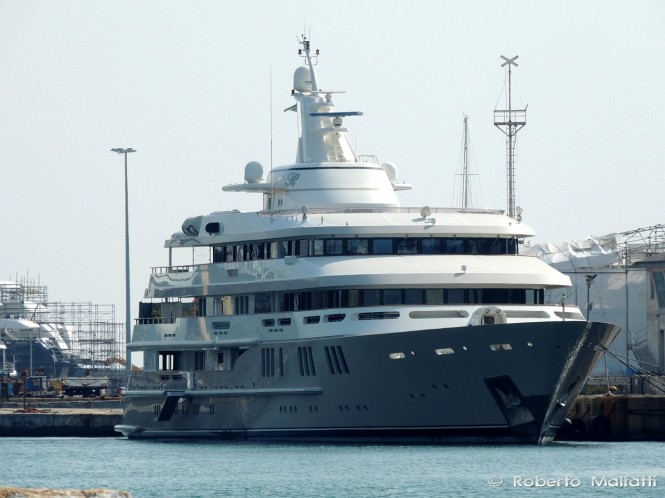 Amels Mega Yacht Reborn - Photo by Roberto Malfatti Amels Mega Yacht Reborn - Photo by Roberto Malfatti