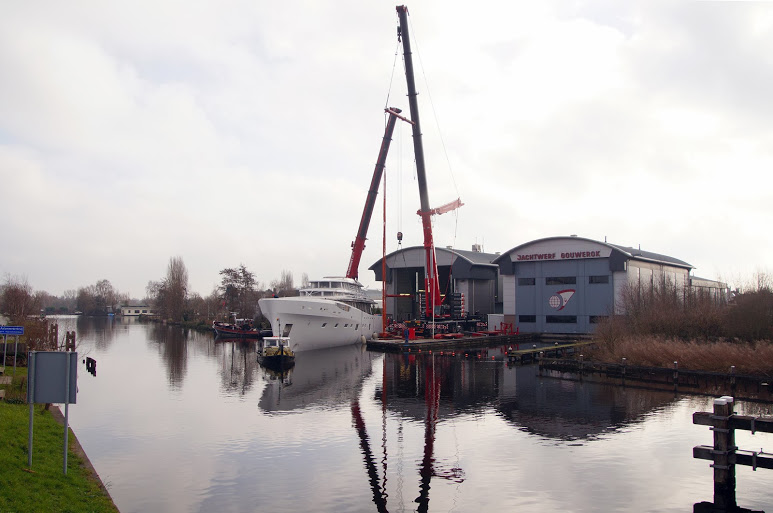 Photos of Dubois designed Feadship 689 yacht under construction