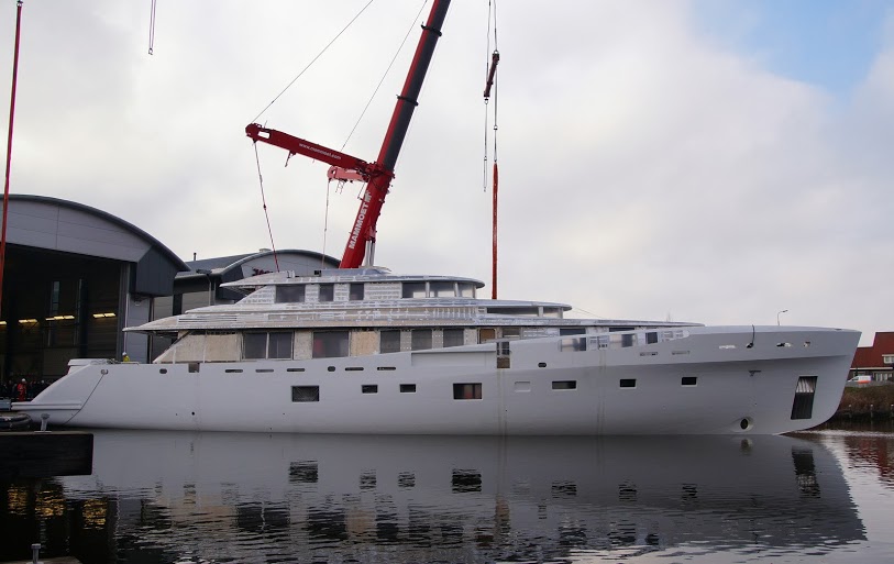 Luxury Yacht hull 689 Feadship - Photo by Kees Torn Luxury Yacht hull 689 Feadship - Photo by Kees Torn