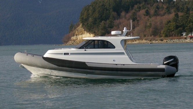 New SANJUAN32 yacht tender introduced by San Juan Composites LLC