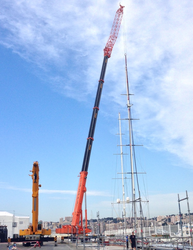 ASAHI Yacht's mast ASAHI Yacht's mast