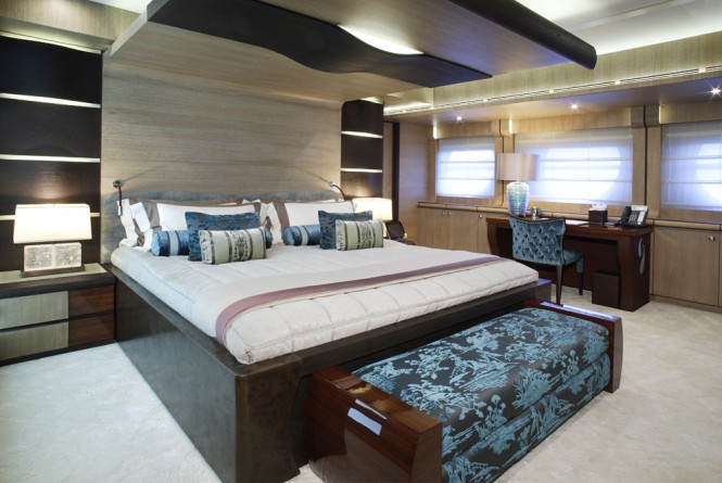 10 Super Yacht Lady M Master Cabin Super Yacht Lady M Master Cabin