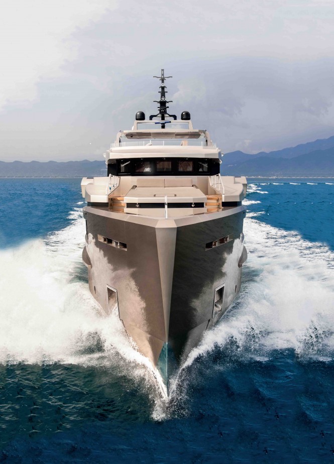 Admiral superyacht CACOS V wins International Yacht & Aviation Award 2014
