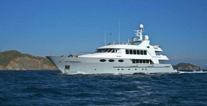 RMK-refitted motor yacht KEYLA with new interior design by Hot Lab wins World Superyacht Award 2014