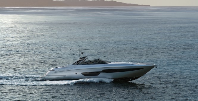 Riva 88 Miami Yacht - side view