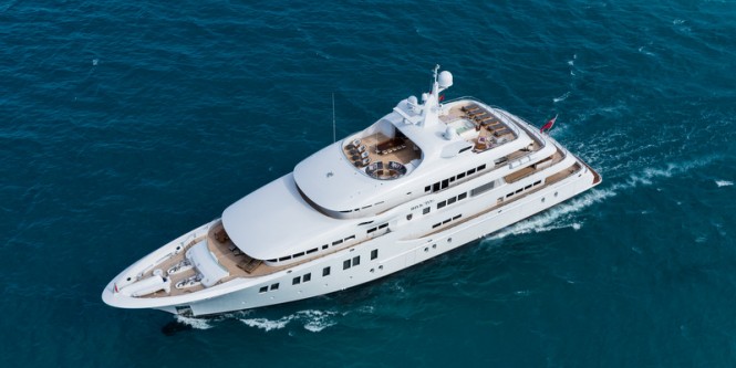 Luxury motor yacht INVICTUS from above - Photo by Jeff Brown Luxury motor yacht INVICTUS from above - Photo by Jeff Brown