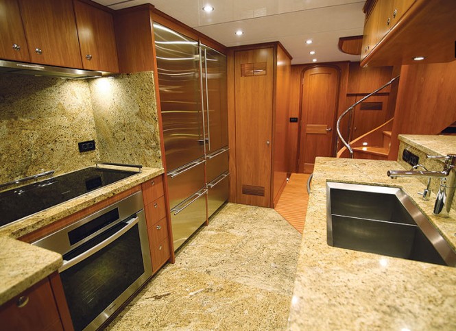 N86 superyacht Koonoona - Galley