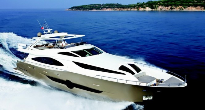 Numarine signs order for Numarine 102 motor yacht Hull #6