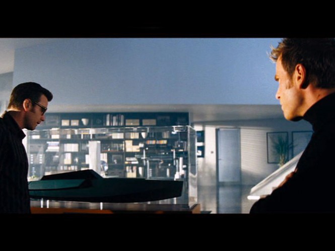 Scene from the film 'The Island' (2005, Michael Bay), featuring a model of the 118 WallyPower Scene from the film 'The Island' (2005, Michael Bay), featuring a model of the 118 WallyPower