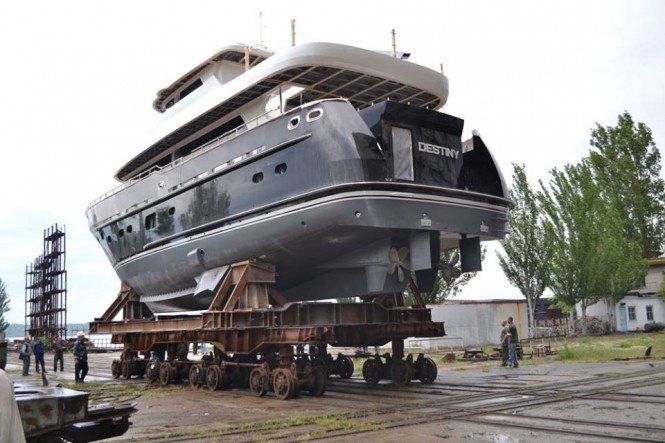 Superyacht Destiny - aft view Superyacht Destiny - aft view