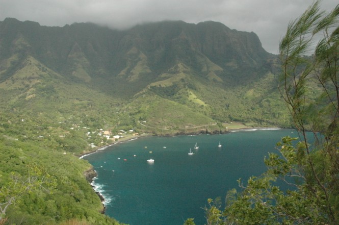 Tahuata Vaitahu Bay – Michel Aubert Tahuata Vaitahu Bay – Michel Aubert
