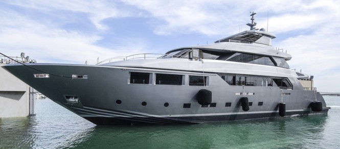 Launch of Tecnomar Nadara 40 motor yacht LOW PROFILE