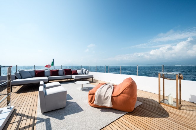 ADMIRAL superyacht FOAM ADMIRAL superyacht FOAM