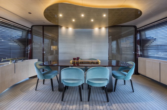 Azimut Grande 95RPH Yacht - dining_ Azimut Grande 95RPH Yacht - dining