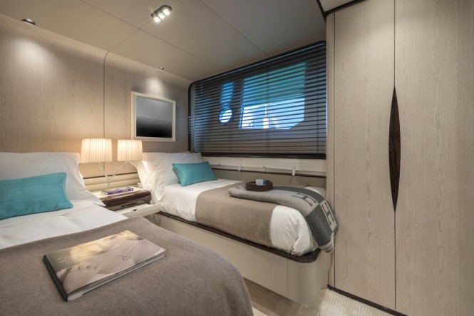 Azimut Grande 95RPH yacht - guest cabin Azimut Grande 95RPH yacht - guest cabin