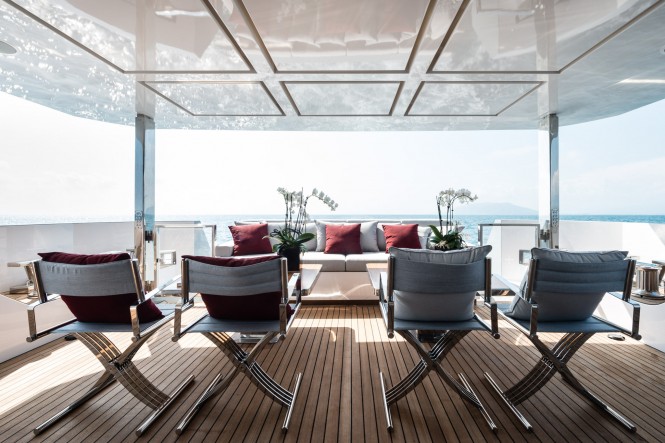 Motor Yacht FOAM Motor Yacht FOAM
